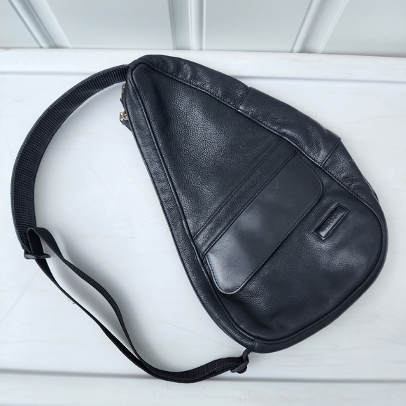 L.L. Bean Brown Leather Healthy Back Ameribag Sling Backpack Crossbody Bag 18” - Picture 2 of 12